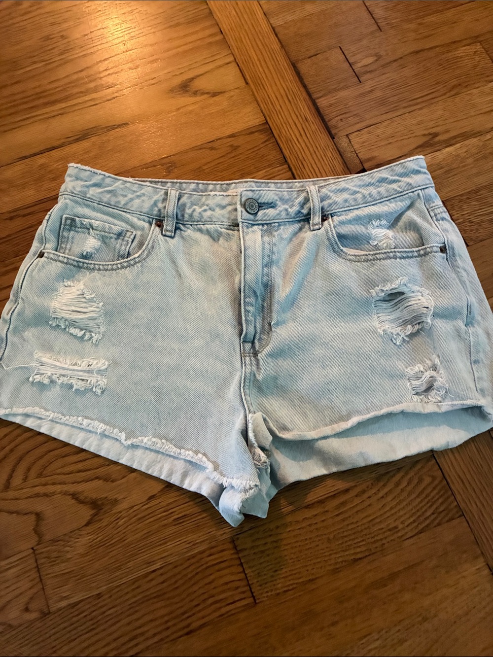 PacSun Light Wash Distressed Denim Shorts